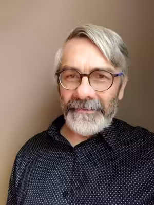 60 let od letu Gagarina do vesmíru. Tektonické desky děsící vědce. Jurský park už není jen názvem filmu.