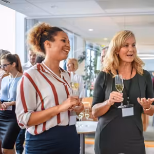 Small Talk #145 - Pět společenských zlozvyků, které Vám zbytečně ubírají společenské body