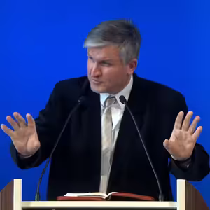 Václav Vondrášek • Nenápadný hřích svatých válek