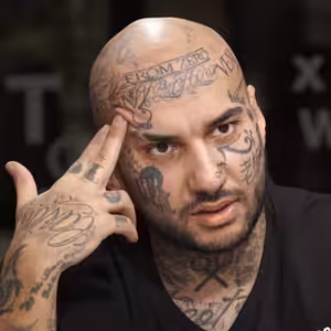 Holič Laky Royal: Šikanuju Jágra i Rytmuse. Nikdy jsem nic neměl a pak bral 150 tisíc, z toho vám šibne