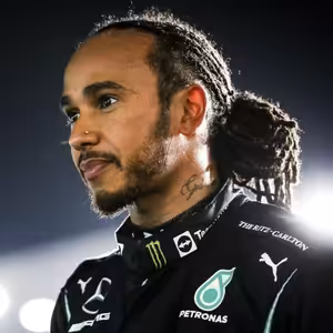 O drtivé Hamiltonově kvalifikaci na GP Kataru