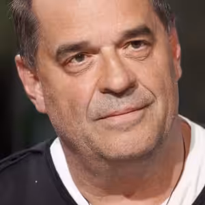 Etzler: Byl jsem velký piják. Předběhl jsem svůj život a teď se k němu vracím. Bratr mi moc chybí