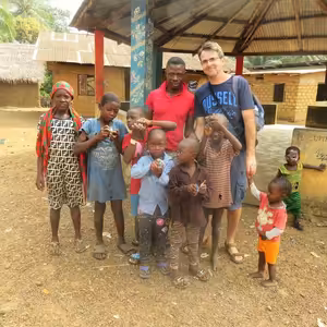 Ešus (10.8.2020) [Dr. Forster a Sierra Leone]