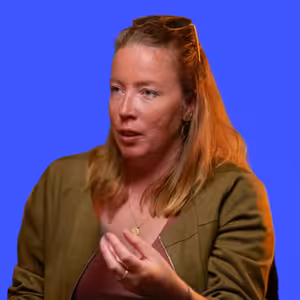 Lenka Hrabalová - Afghánistán láká turisty. Problém Jemenu? Nikoho nezajímá