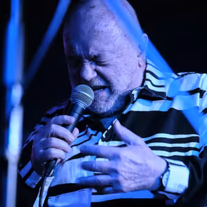 Peter Lipa: Pred pandémiou sme cítili, že krivka rastie a chodí viac ľudí na koncerty. Všetci sa snažíme vrátiť do tohto stavu