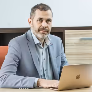 Obezitolog Evžen Machytka: Rychlá chůze nebo pomalý běh je důležitý pro udržení váhového úbytku. Pokud chceme zhubnout, soustřeďme se na stravu