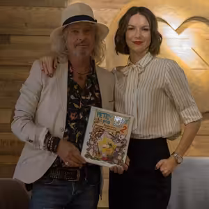 Peter Nagy a Zuzka Smatanová o hudbe, knihách, kreslení a živote