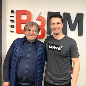 S Jánom Haruštiakom o divadle aj flašinete