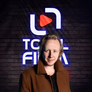 Komedie za hranou mě uspokojují | Rozhovor se Štěpánem Kozubem