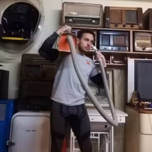 VYSAVAČ 051 - Jan Michalovič