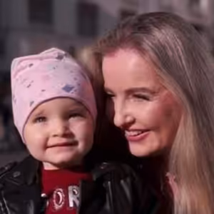 Hudobný rozhovor: Lenka Rakarová (LeRa) o novinke Ľudia