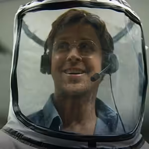 .týždeň vo filme: Gosling vo vesmíre a odboj proti náckom