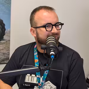 E125: Augustový bozk kociek