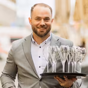 Koncom apríla ožije Banská Bystrica vínom a jazzom