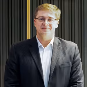 Michal Vašečka - Okrem oligarchov v tejto krajine nie je spokojný nikto