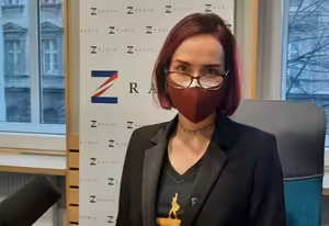 Evropská komise by měla zveřejnit smlouvy s farmaceutickými firmami, říká poslankyně Evropského parlamentu Markéta Gregorová /Piráti/