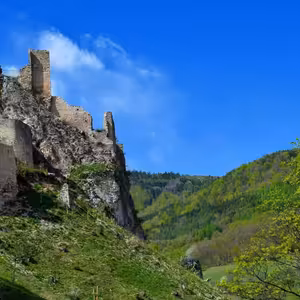Rokliny, tiesňavy, úžiny. Kde je strecha Slovenska? (Výlety po Slovensku s One2We)