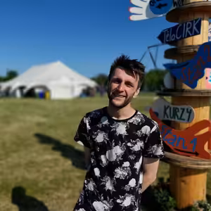 Børre Isac L'orange: At Cirkus Base the diversity and scope of the contemporary circus come together