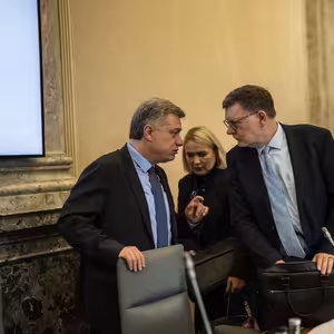 Detektivové obvinili Blažka. Projde exministrovi jeho vysvětlení o dobrých úmyslech?