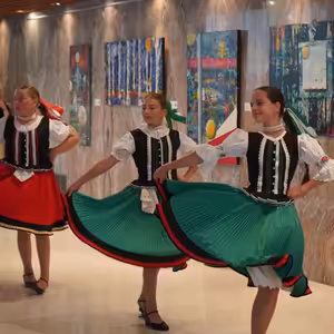 Detský folklórny súbor Dupkáčik očaril nielen Talianov