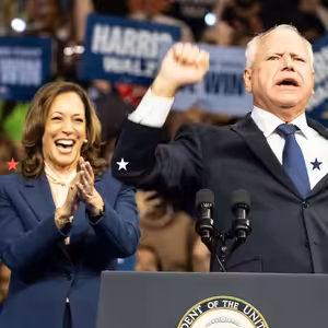 Republikáni i demokraté: Jsou z nich „strany pracujících“, nebo o tom jen mluví?