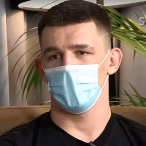 [Poscast s Romčom] MMA Bojovník Ďatelinka: Futbalové bitky sú pre mňa relax, v bare konflikty nehľadám