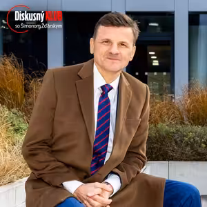 Rozzúrený Hlina: Hymnu nemôže meniť Šimkovičová s Machalom pri litri vína, musí prejsť parlamentom!