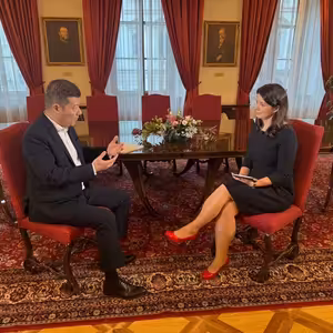 Podpis koaliční smlouvy, volba předsedy Poslanecké sněmovny, nominace na posty ve vládě (8. 11. 2025) HOST: Tomio Okamura /SPD/