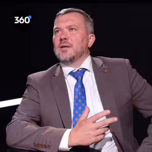 V. Karas: “Predčasné voľby očakávam začiatkom roka. Premiér nechce visieť na šnúrkach Tarabu”