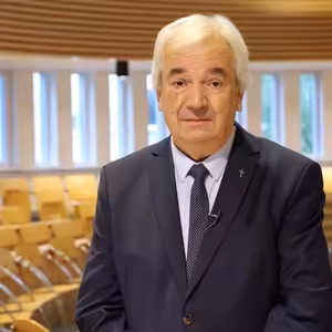 Zjaví sa Božia sláva!