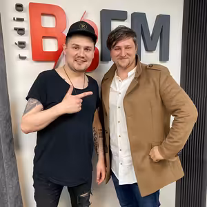 Spevák a multiinštrumentalista René Bošeľa v Popoludní s BB FM