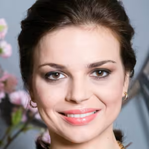 Ako zvláda materstvo a prácu herečka Petra Vajdová?