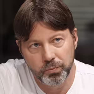 Tálibán čeká na odchod posledních Američanů, pak obnoví tvrdou vládu, říká Novák