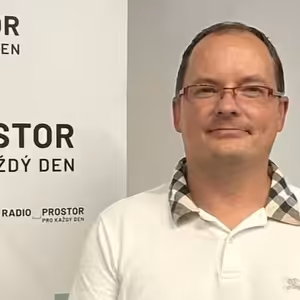 Ekonom Vladimír Pikora: Konsolidační balíček je podvod na voličích