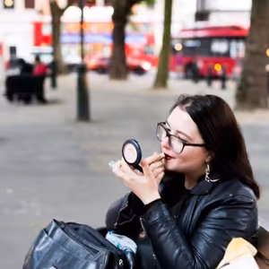 Hana Neničková: Chytrý holky umíraj vždycky první
