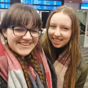 Knihovor s @bookymay: 5 knih, které si prostě potřebuješ přečíst