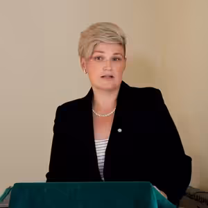 Boh ťa upokoj/upokojí