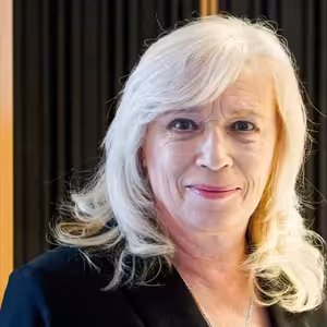 Iveta Radičová - Podstatné je urýchlene prijímať opatrenia, ktoré pomôžu situáciu riešiť