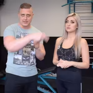 Bloncka se ptá Coache - Proč nehubnu, i když jím zdravě