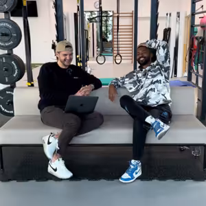 BRUNO 2. část LOVE ISLAND - Plánujeme Love Island tours. Všichni se přestěhují do Prahy.