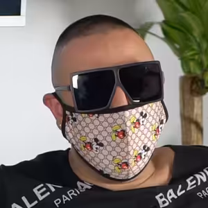 Juro Oravec je späť. V prahe žije v byte za takmer 4 milióny eur