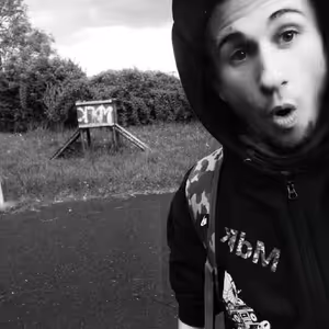 Achcik-Času Je Mqaqaálo.. 2021