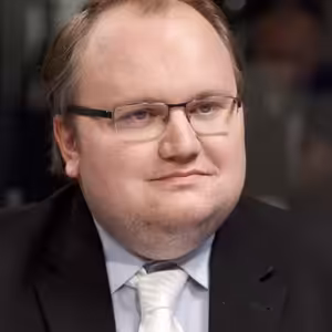 Lety na hranici vesmíru nebudou jen pro zbohatlíky, Branson ukázal, že technice věří, říká Majer