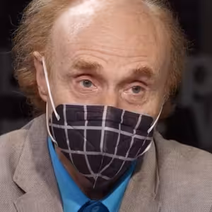 Varoval před tisíci mrtvých denně. Proč jeho předpověď nevyšla? DVTV s Jaroslavem Flegrem // A historický český úspěch na Emmy Awards