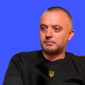 Ondřej Kundra – Zrušení muniční iniciativy by šlo proti českým zájmům. Pomohli bychom tím jen Rusku