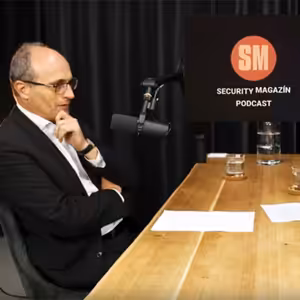 Polsko před volbami. Ani opozice nezpochybňuje potřebu investic do ozbrojených sil. Sázkou na Jižní Koreu chce Polsko modernizovat svůj obranný průmysl, říká Jan Sechter