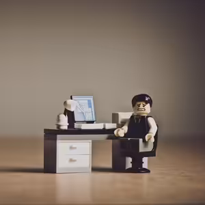 Zátiší (1.7.2020) [O vztazích na pracovištích]