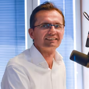 Ľubomír Galko - Rezort obrany nevie, ako k nám dopraví vrtuľníky Black Hawk