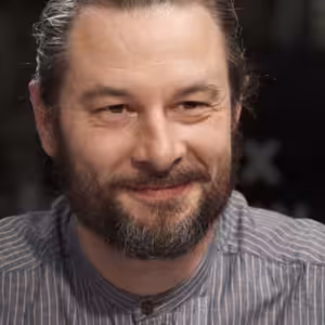 S omikronem bych se chystal na velký nával v nemocnicích, lidí na JIP už ale nemusí být tolik, míní Trnka