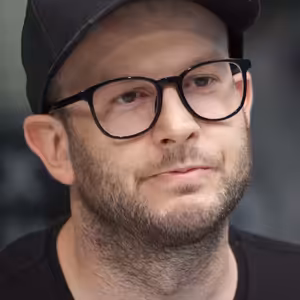 TMBK draží digitální burger: Je frajeřina, když něco máte i nemáte. Je to digitální verze umění, říká